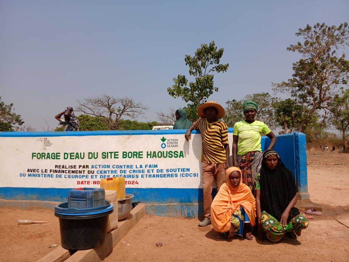 Haoussa water points committee that Aissatou meets with to discuss garden and water management
