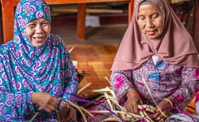 Women are taking part in skills training with Action Against Hunger